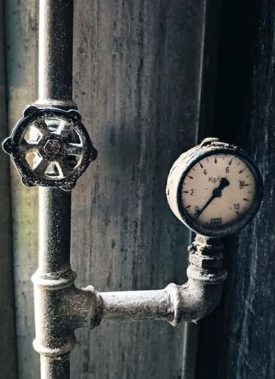 3 (35)
